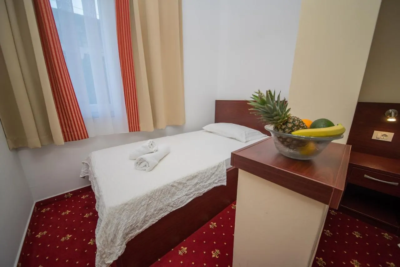 Villa Anton Sukosan Guest house
