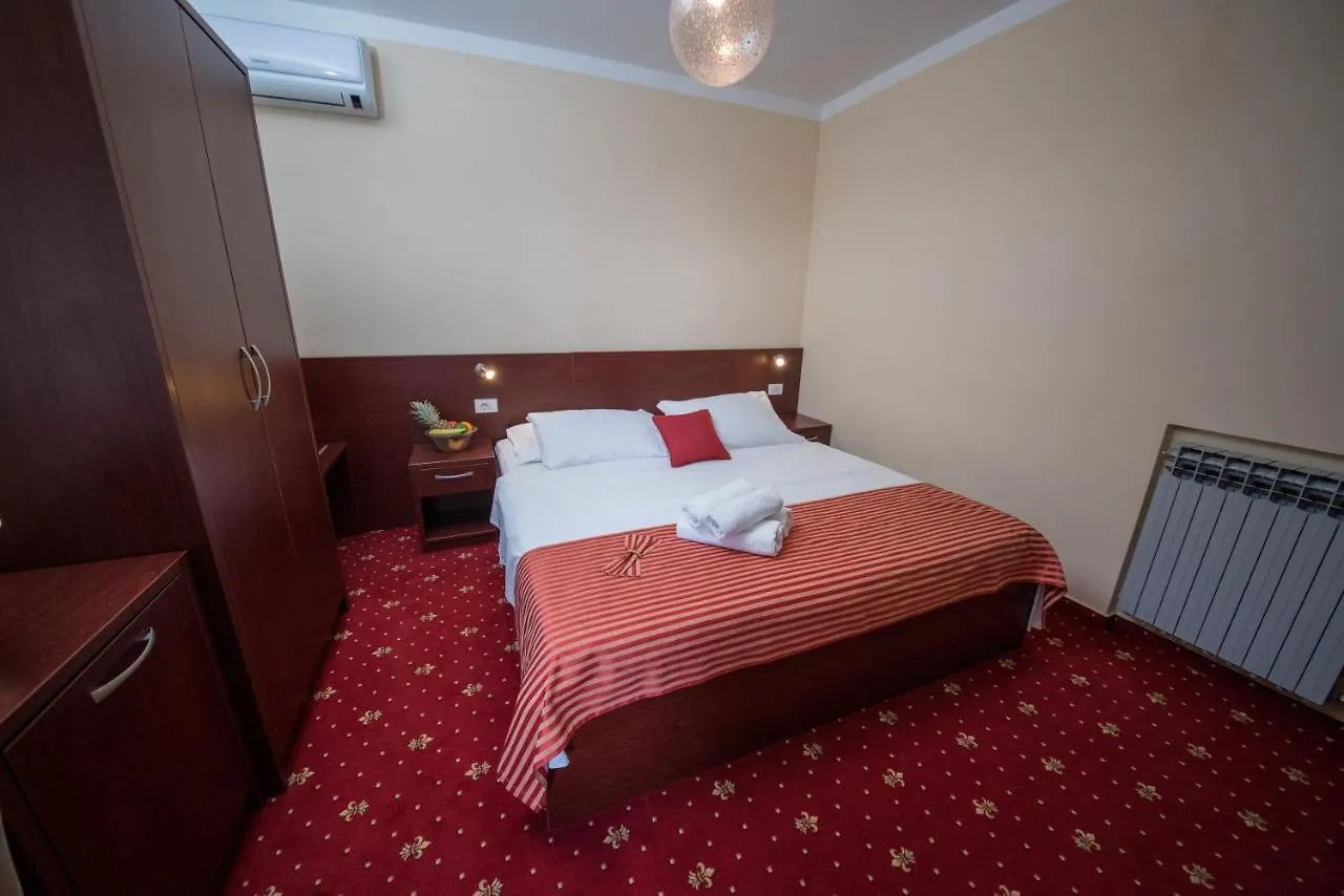 Villa Anton Sukosan Guest house