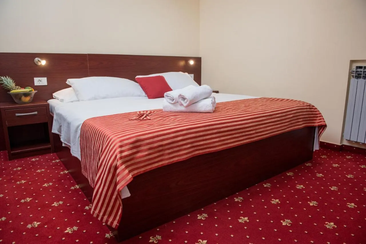 Guest house Villa Anton Sukosan