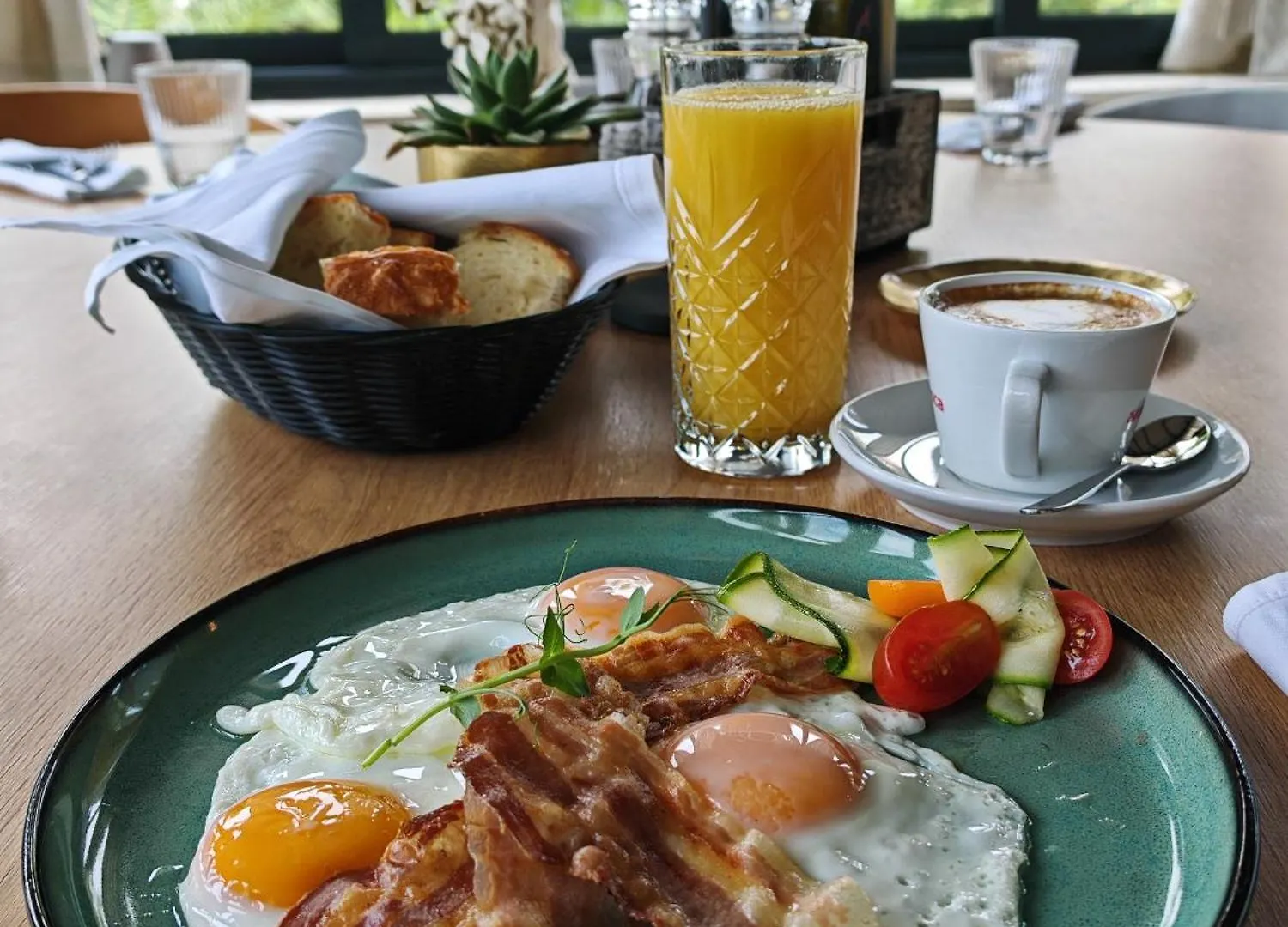 Villa Anton Sukosan Guest house